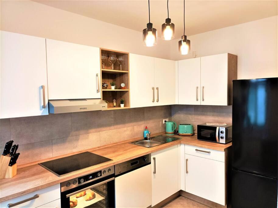 Modernes Apartment Mit Balkon Magdeburg Exterior photo